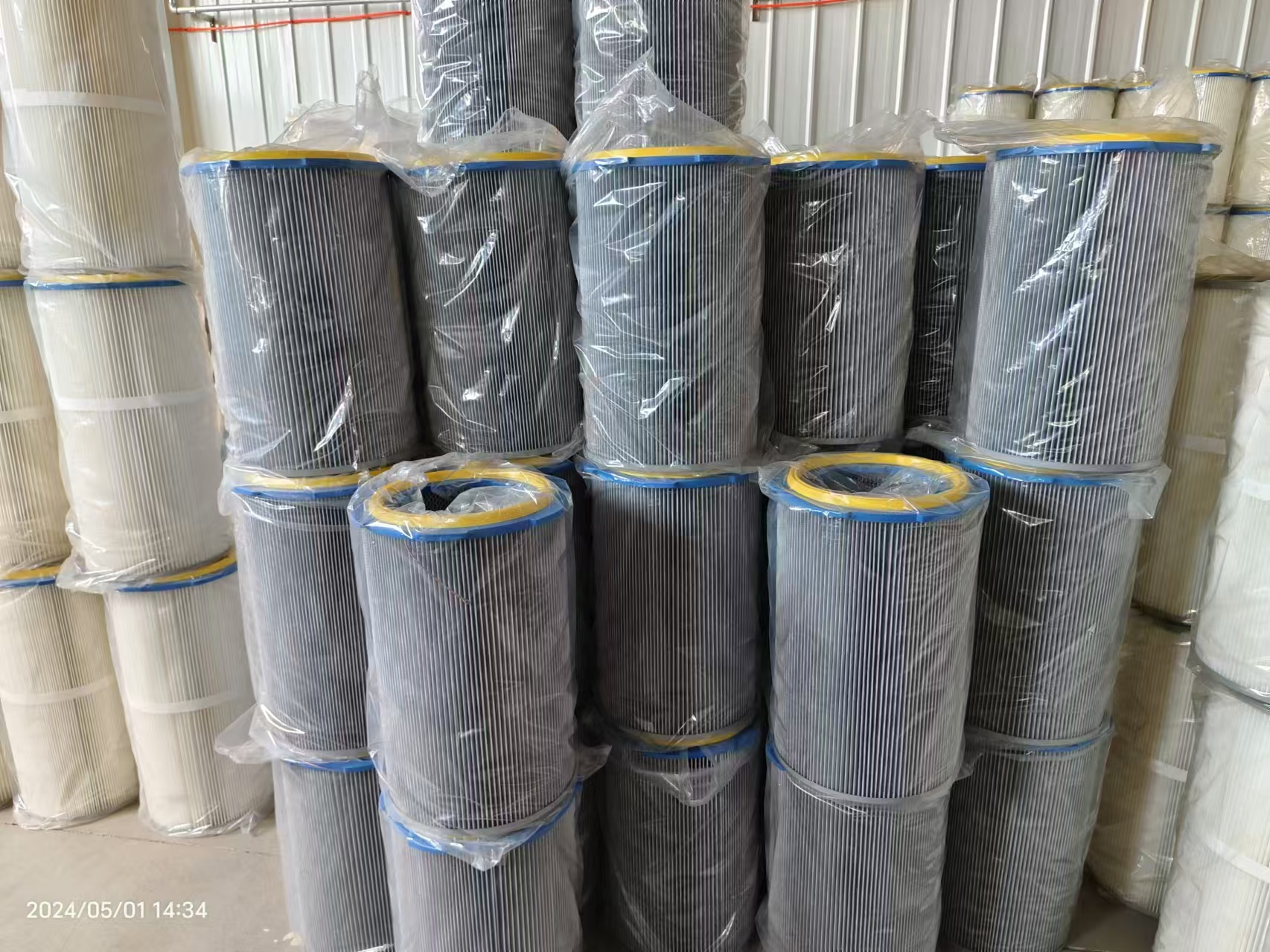 Welche industriellen Anwendungen gibt es für Filterpatronen aus laminierten Polyesterfasern für Staubabscheider? Aus welchen Materialien können laminierte Polyesterfaser-Filterkerzen hergestellt werden?